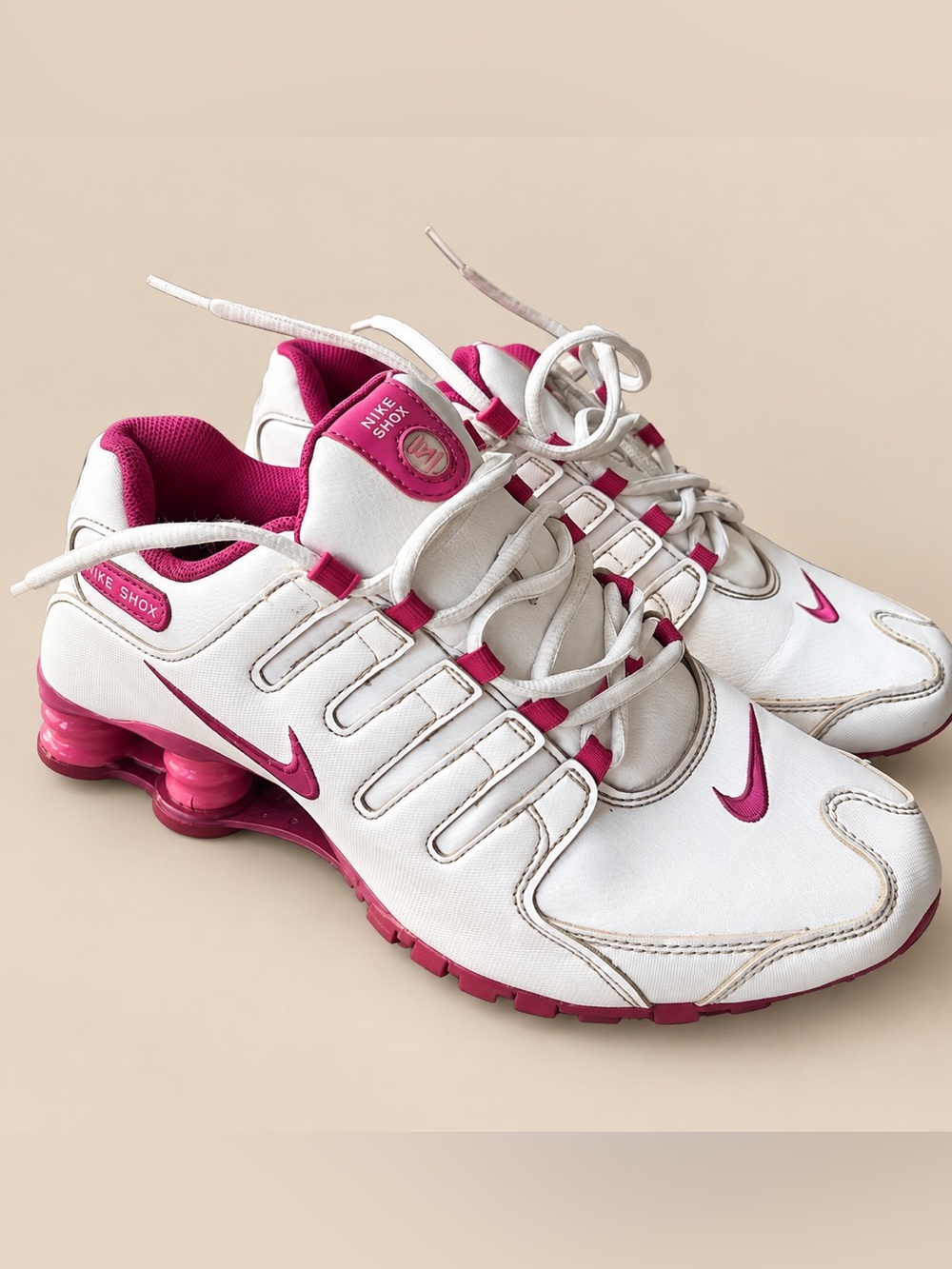 Y2K Nike Shox White x Burgundy 9